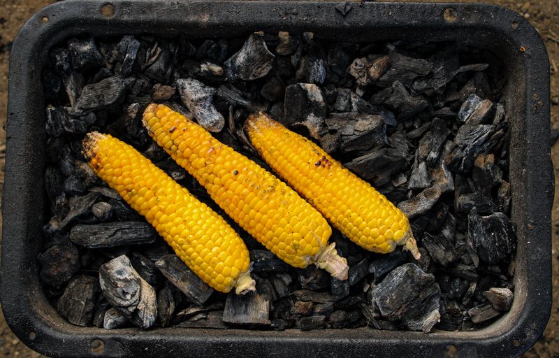 Corn on the cob side at Wing Snob