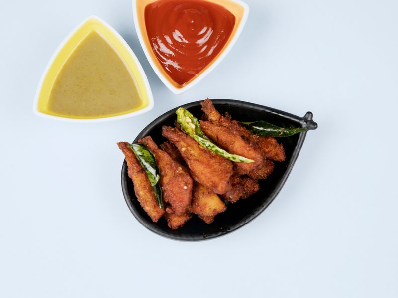 Wing Snob party platter 12 wings